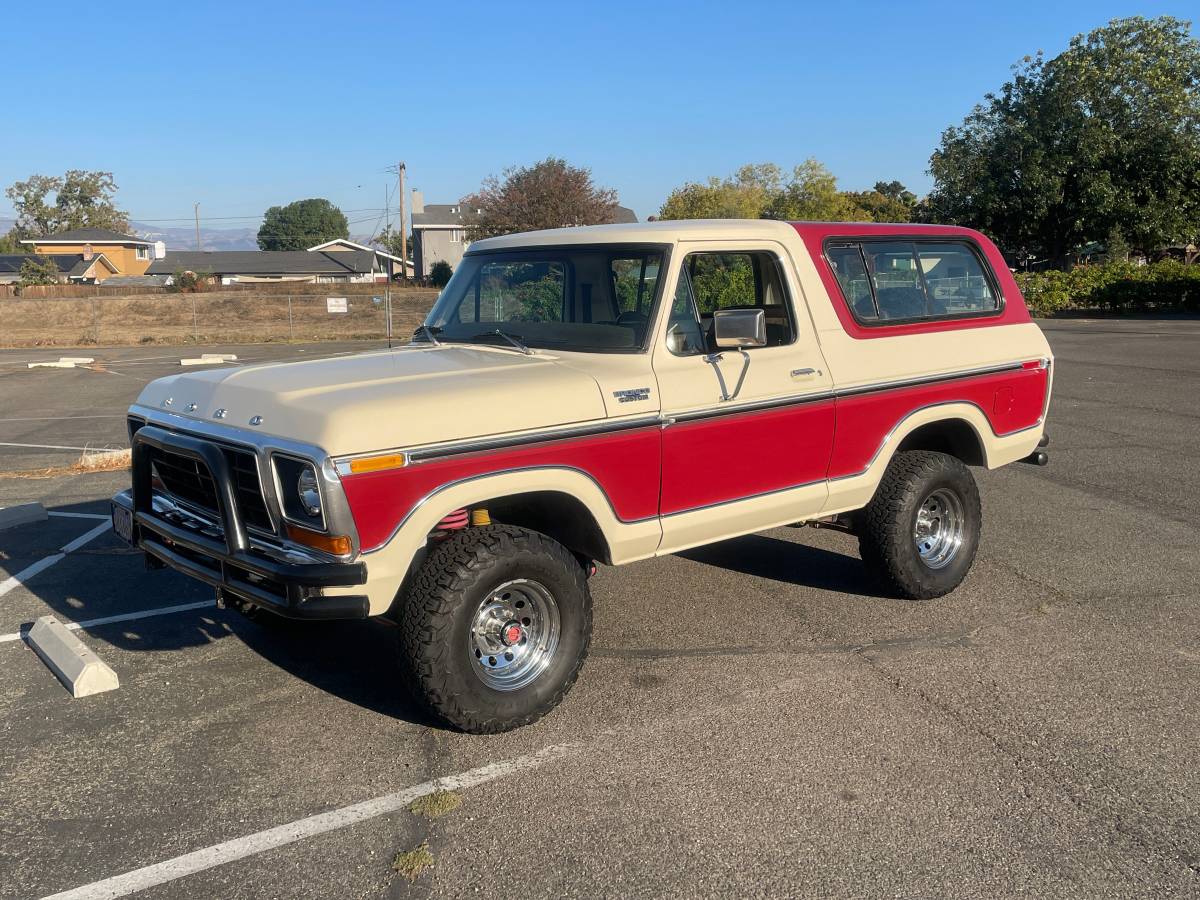 Ford-Bronco-1978