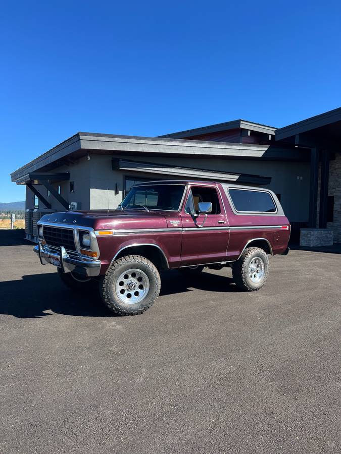 Ford-Bronco-1979-1