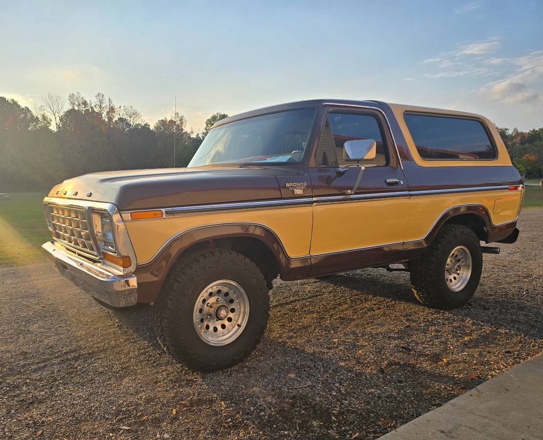 Ford-Bronco-1979