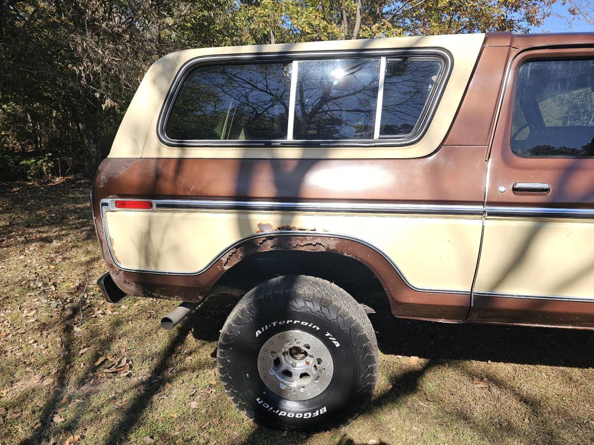 Ford-Bronco-1979-7