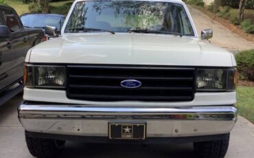 Ford-Bronco-1989-2