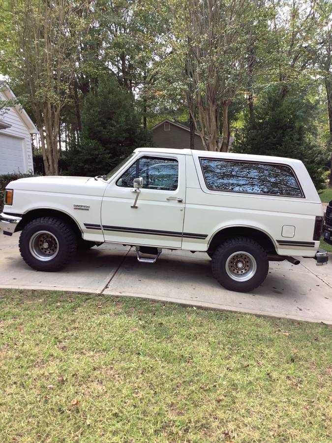 Ford-Bronco-1989-6