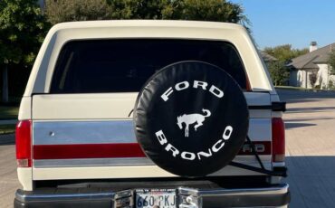 Ford-Bronco-1990-15