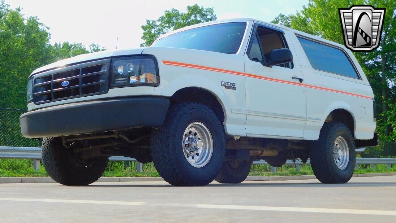 Ford-Bronco-1993-3