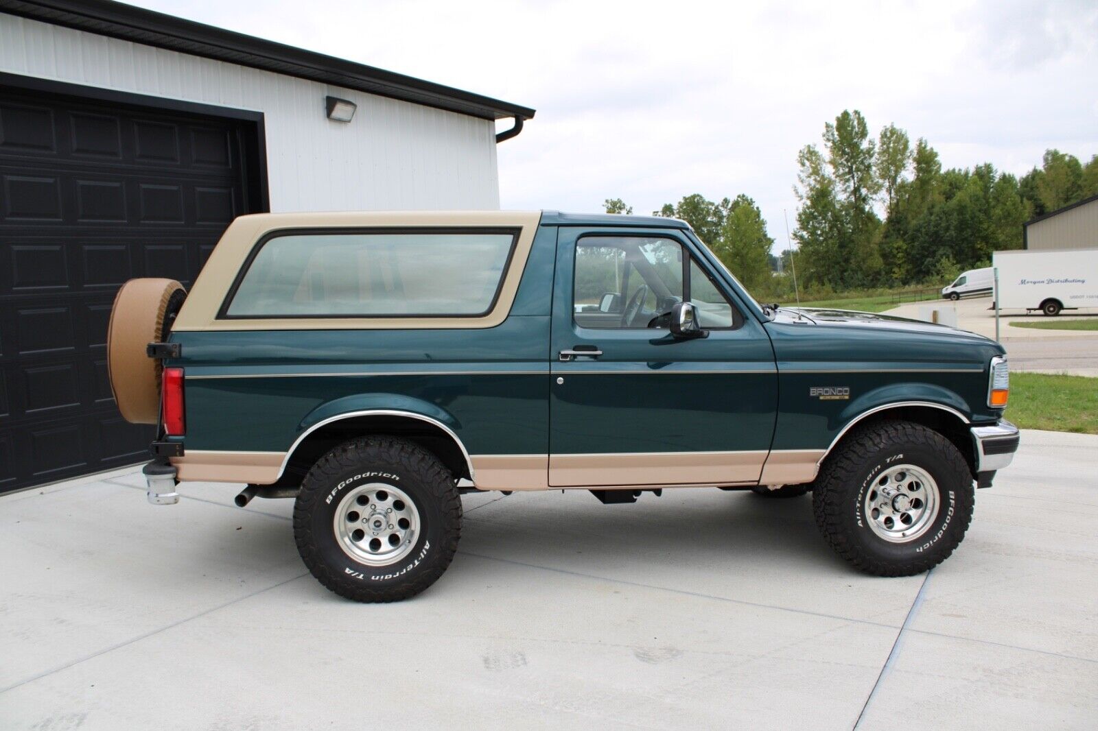 Ford-Bronco-1994-1