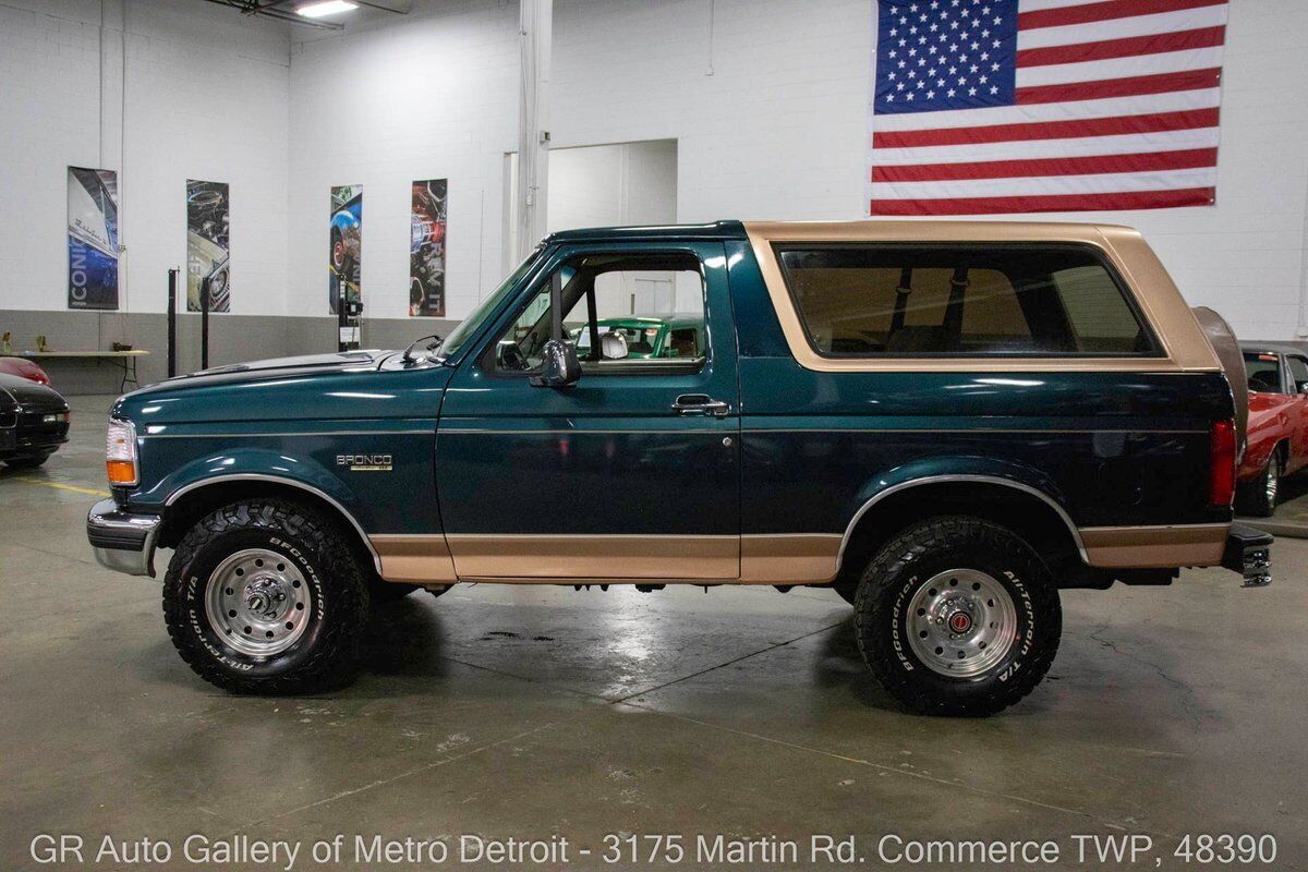 Ford-Bronco-1994-3