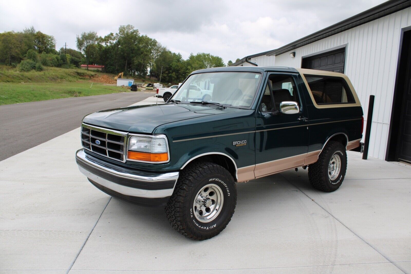 Ford-Bronco-1994-4