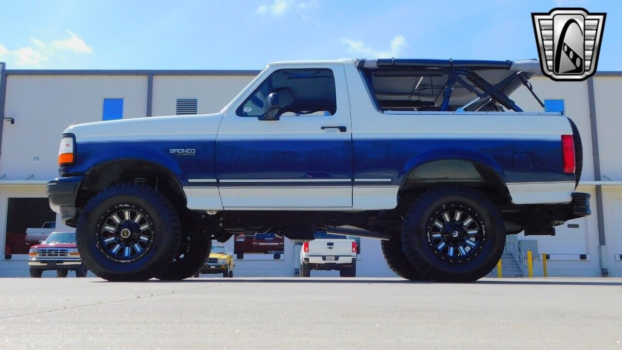 Ford-Bronco-1994-5