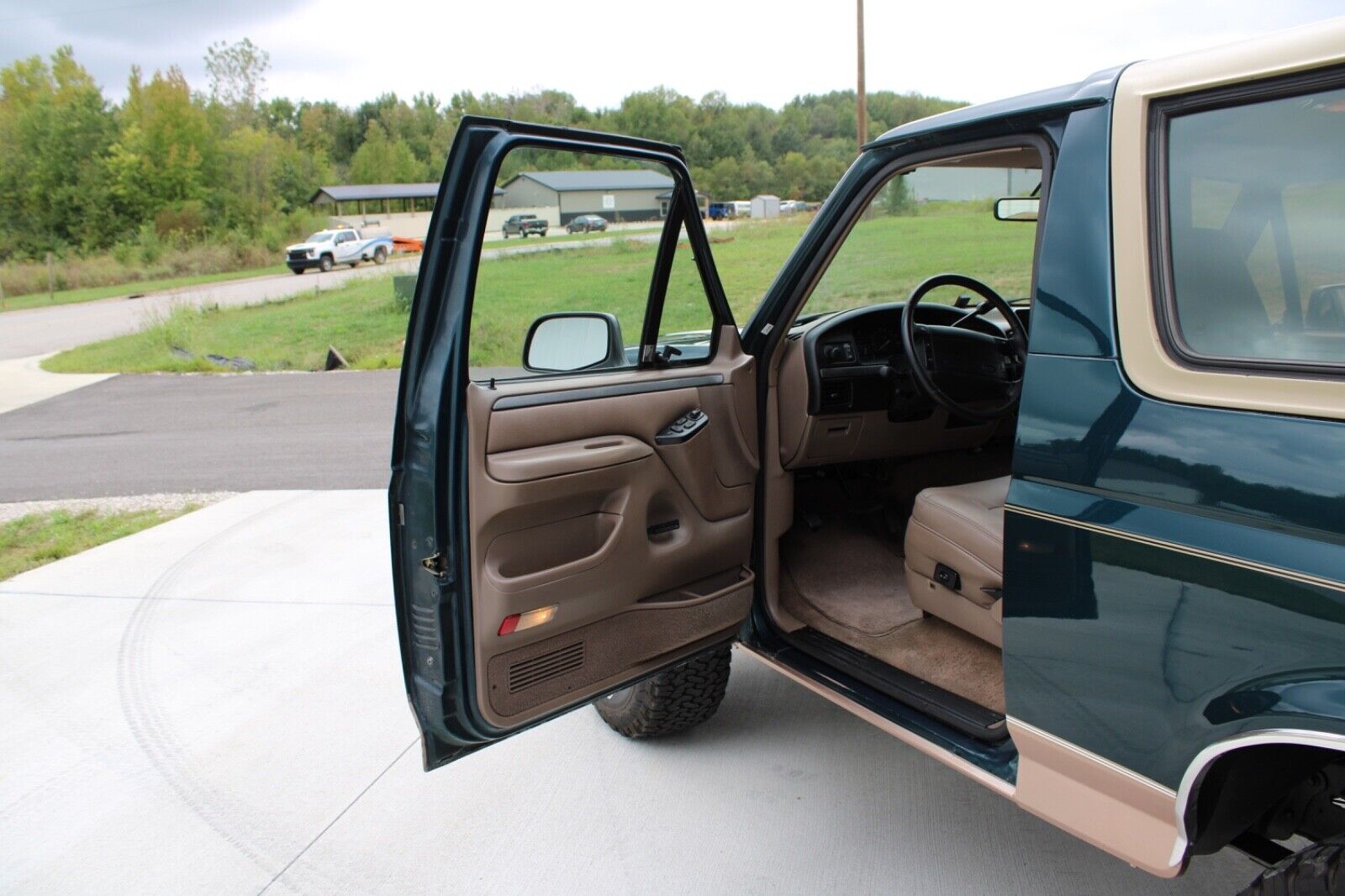 Ford-Bronco-1994-8