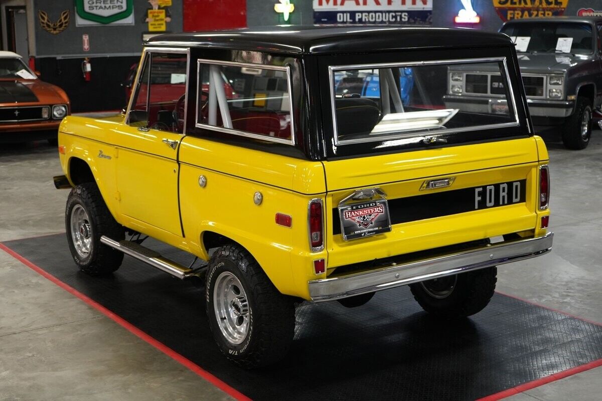 Ford-Bronco-4x4-SUV-1976-12