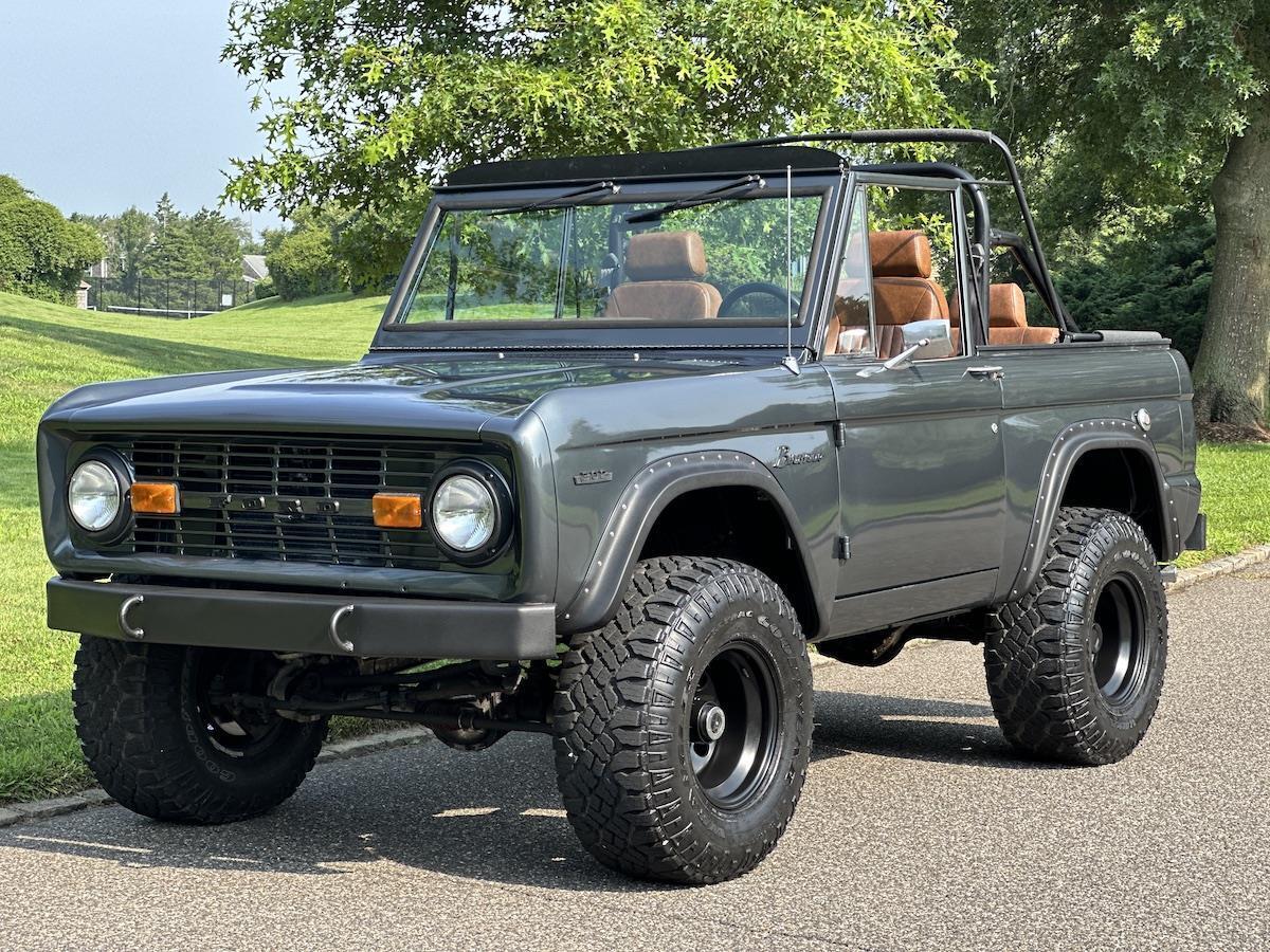 Ford-Bronco-Cabriolet-1969-18