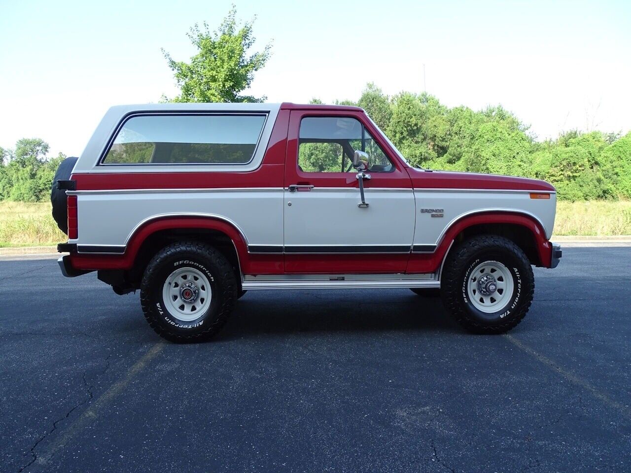 Ford-Bronco-Cabriolet-1985-8