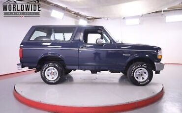 Ford-Bronco-Custom-1993-3