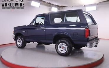 Ford-Bronco-Custom-1993-4