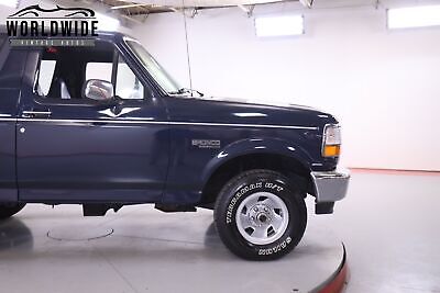 Ford-Bronco-Custom-1993-7