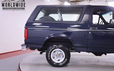 Ford-Bronco-Custom-1993-8