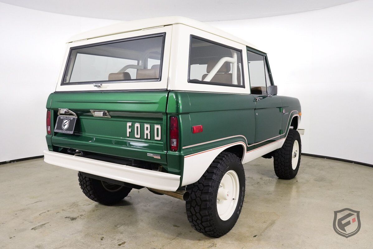 Ford-Bronco-Custom-SUV-1967-8