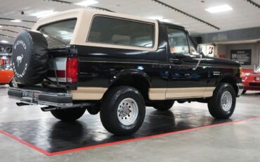 Ford-Bronco-Eddie-Bauer-4x4-SUV-1991-22