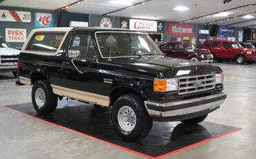 Ford-Bronco-Eddie-Bauer-4x4-SUV-1991-7