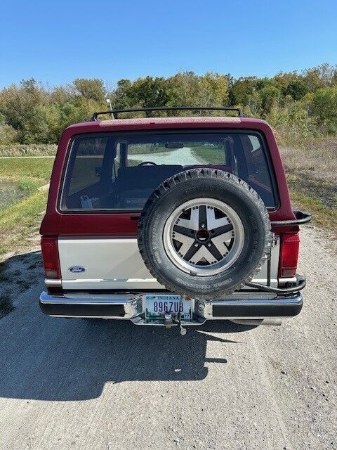 Ford-Bronco-II-1989-1