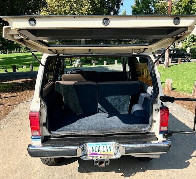 Ford-Bronco-II-SUV-1990-38