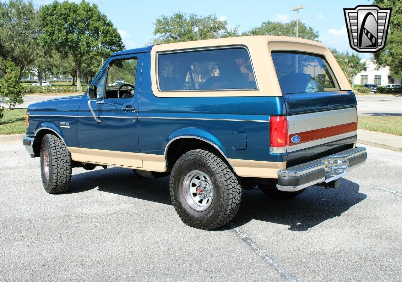 Ford-Bronco-Pickup-1989-7