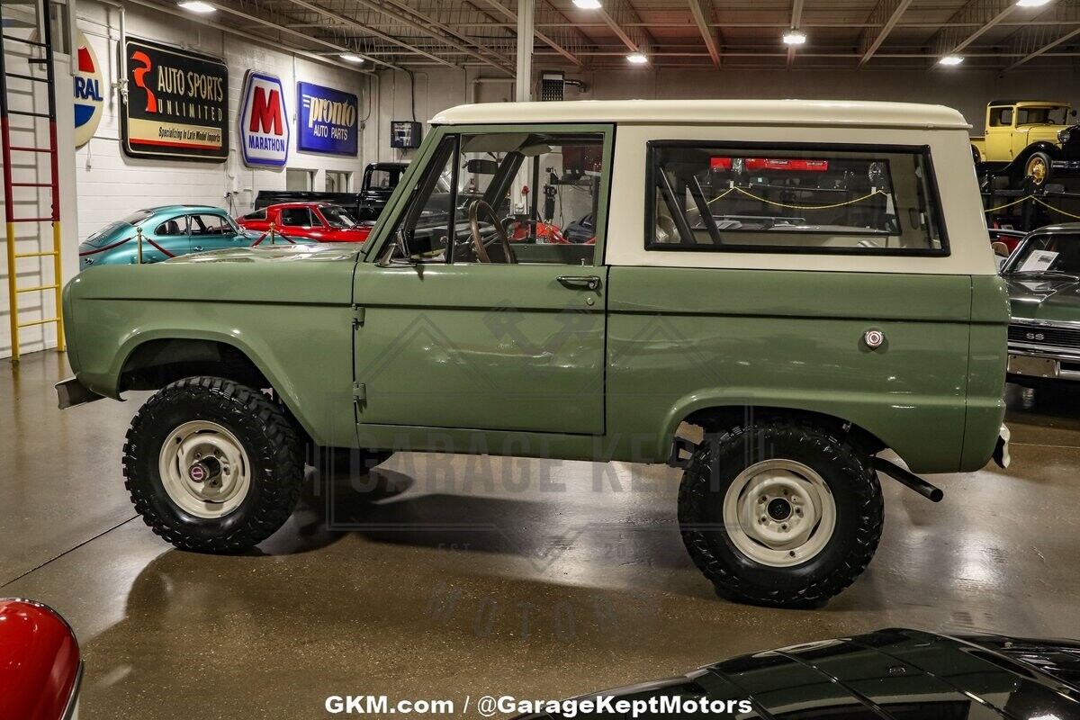 Ford-Bronco-SUV-1966-10