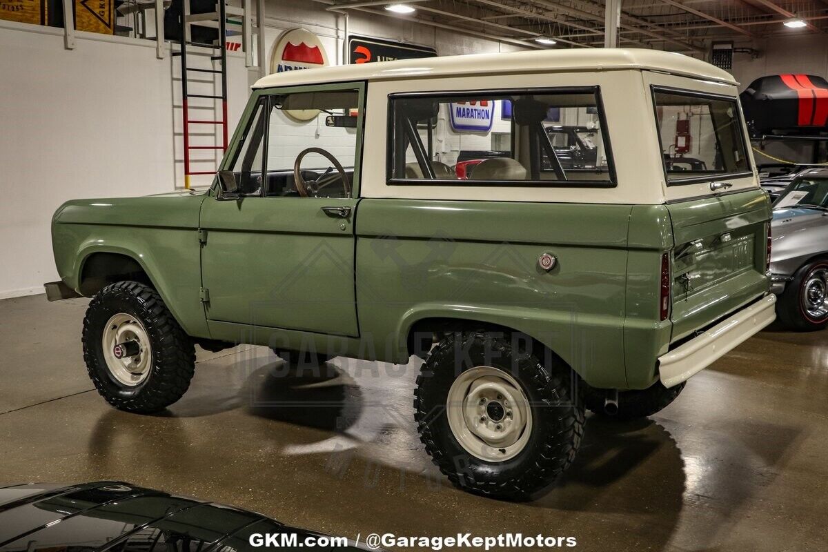 Ford-Bronco-SUV-1966-11