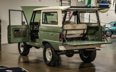 Ford-Bronco-SUV-1966-2