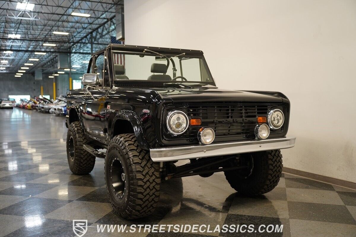 Ford-Bronco-SUV-1968-14