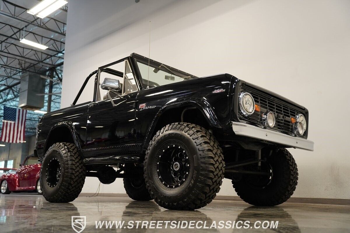 Ford-Bronco-SUV-1968-24