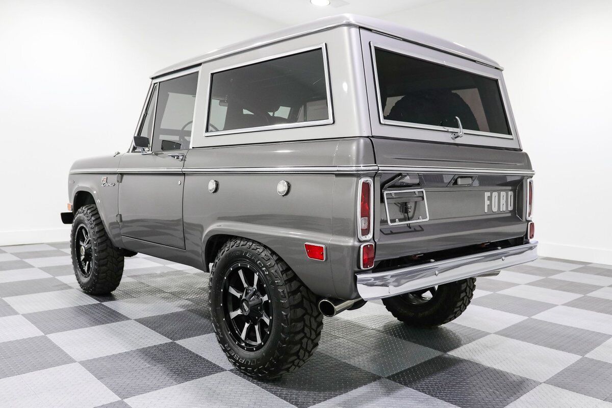 Ford-Bronco-SUV-1969-4