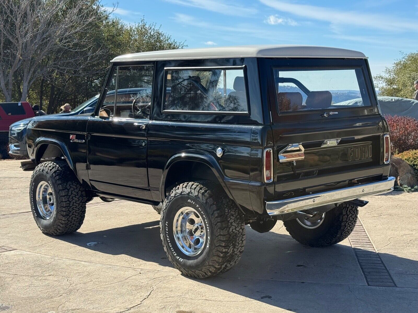 Ford-Bronco-SUV-1969-9