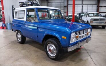 Ford-Bronco-SUV-1976-10