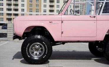 Ford-Bronco-SUV-1976-3