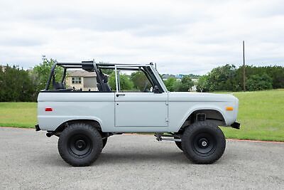 Ford-Bronco-SUV-1976-7