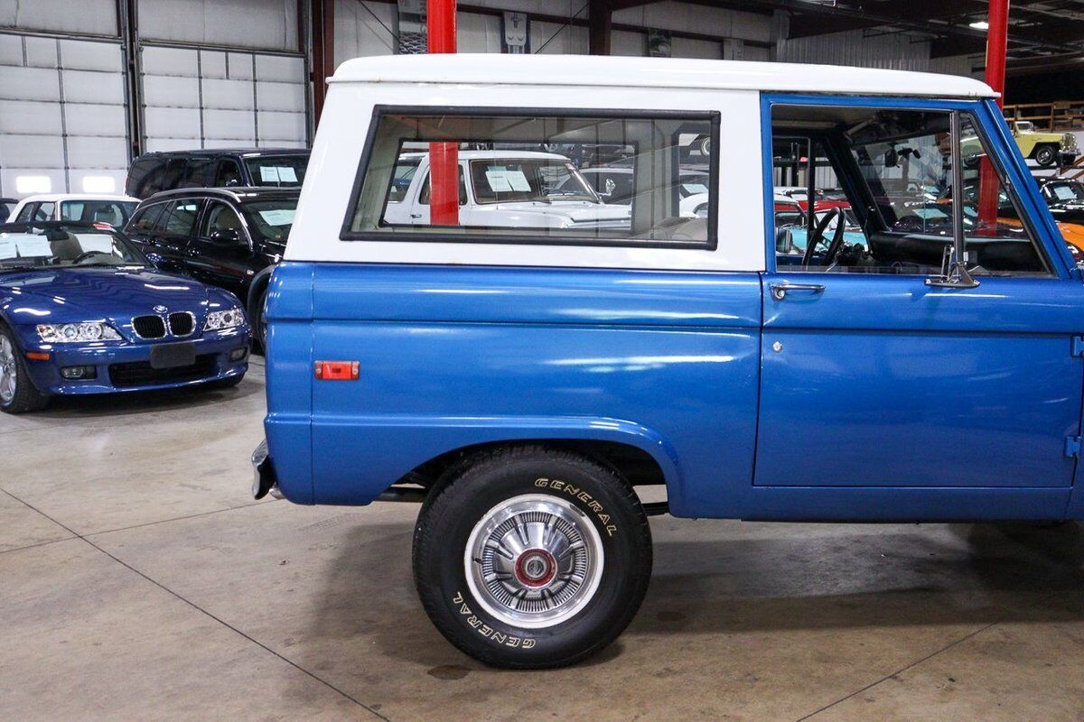 Ford-Bronco-SUV-1976-7