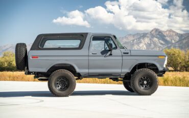 Ford-Bronco-SUV-1979-1