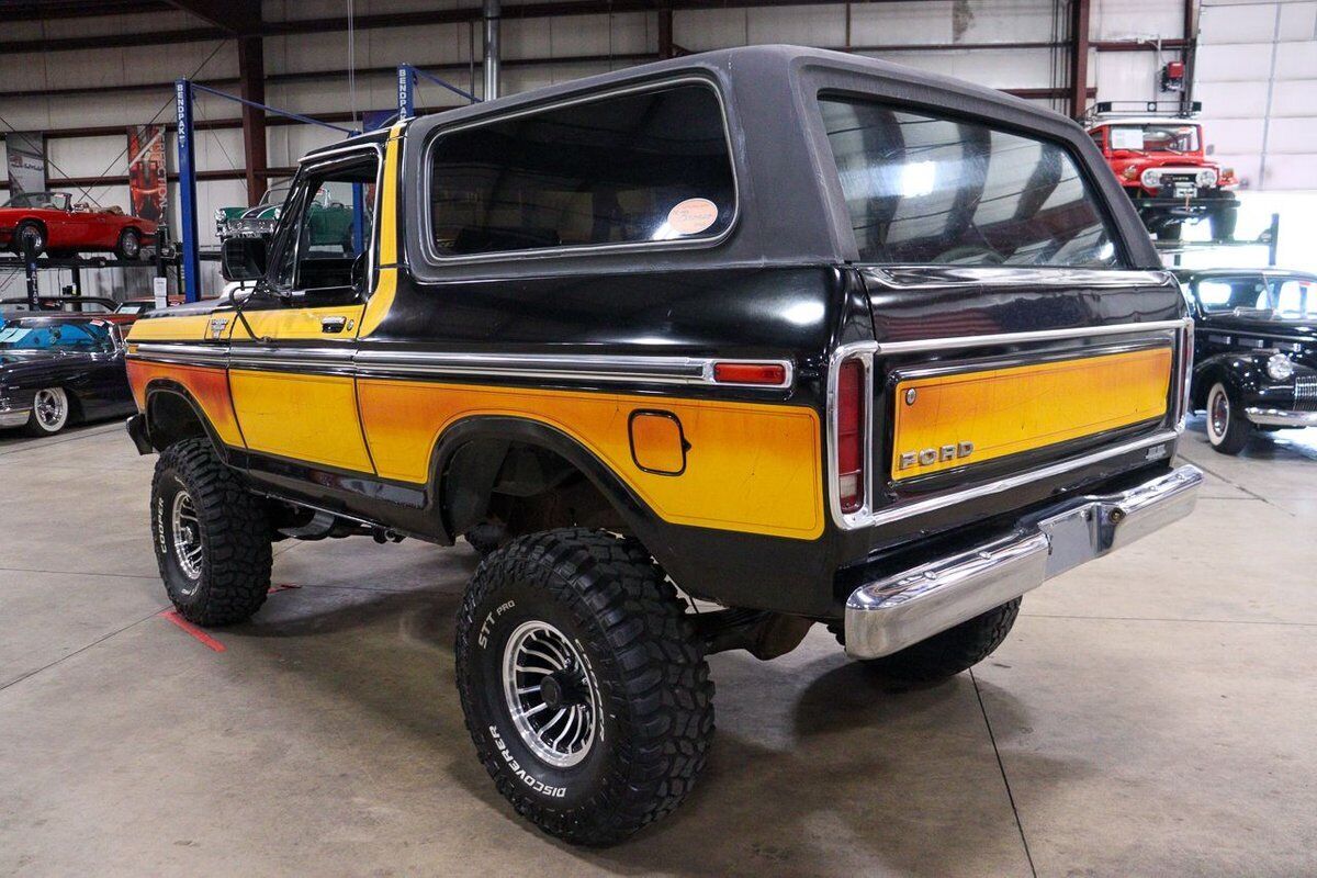 Ford-Bronco-SUV-1979-3