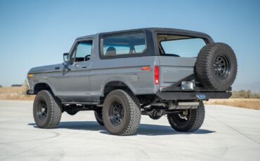 Ford-Bronco-SUV-1979-3