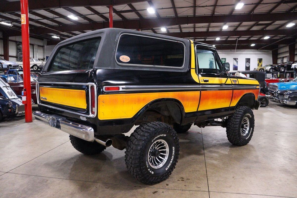 Ford-Bronco-SUV-1979-5