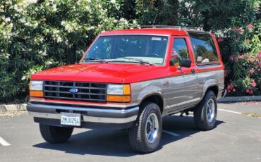 Ford Bronco SUV 1989