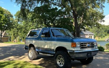 Ford Bronco SUV 1989