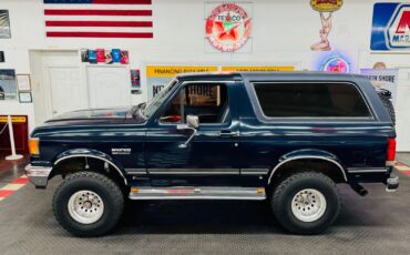 Ford-Bronco-SUV-1990-28