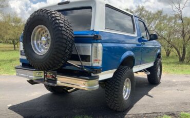 Ford-Bronco-SUV-1993-4