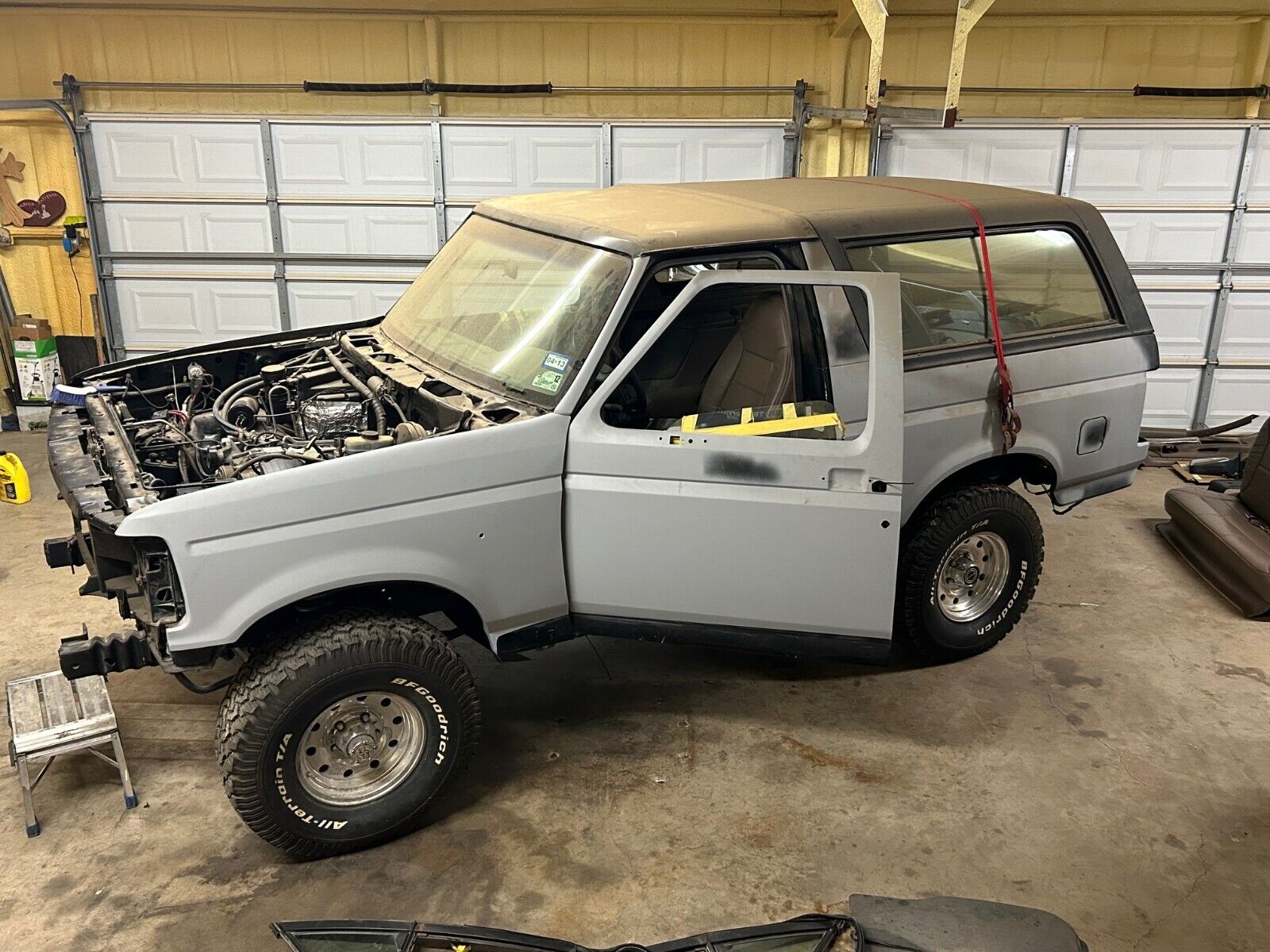 Ford-Bronco-SUV-1994-1