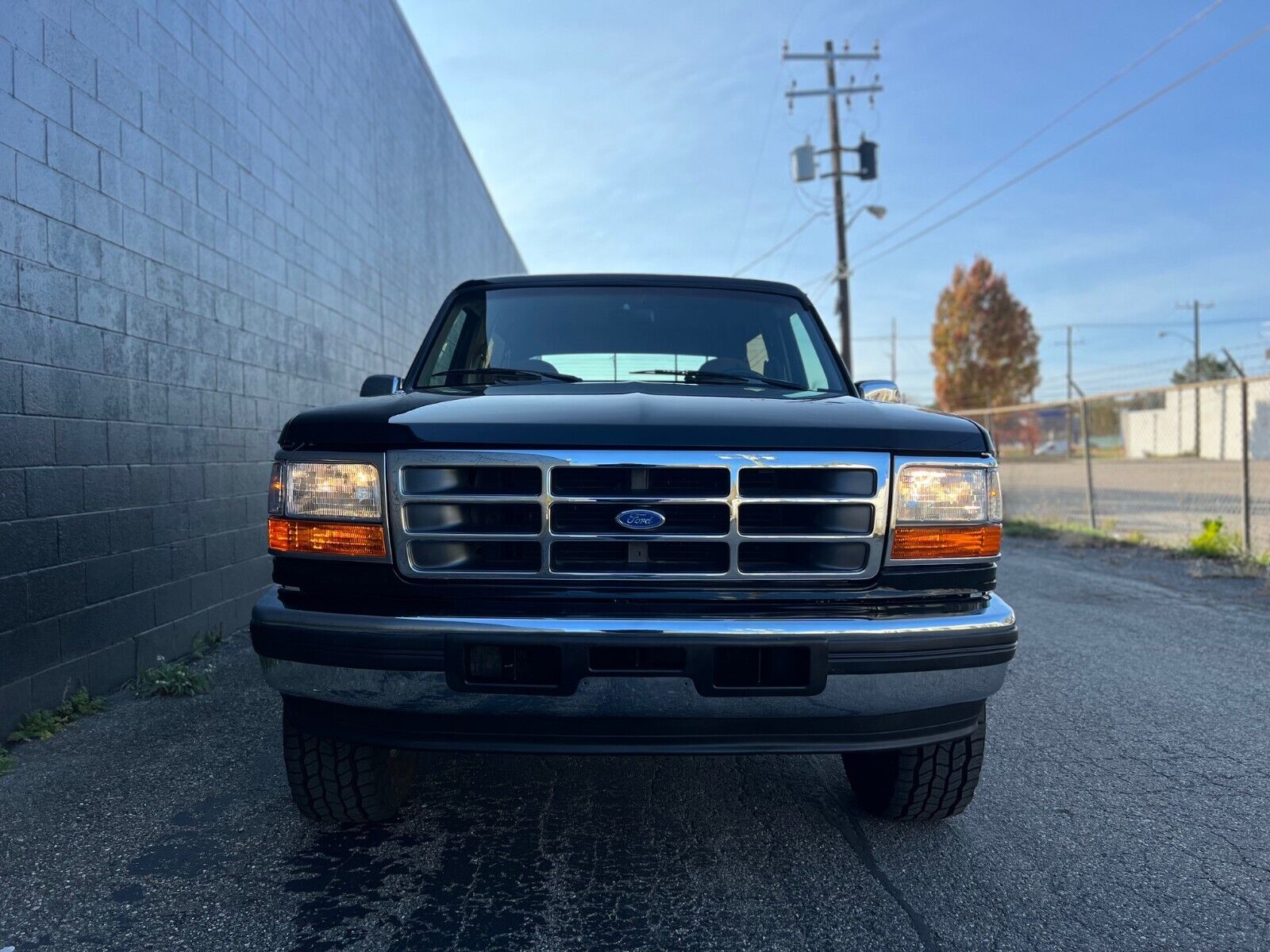 Ford-Bronco-SUV-1994-6