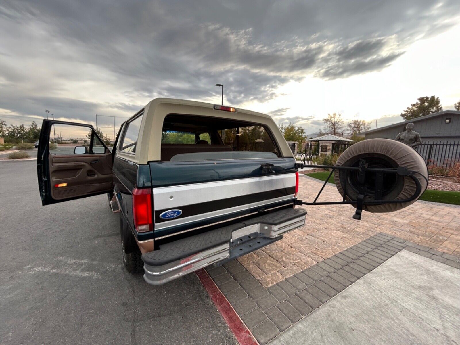 Ford-Bronco-SUV-1995-19