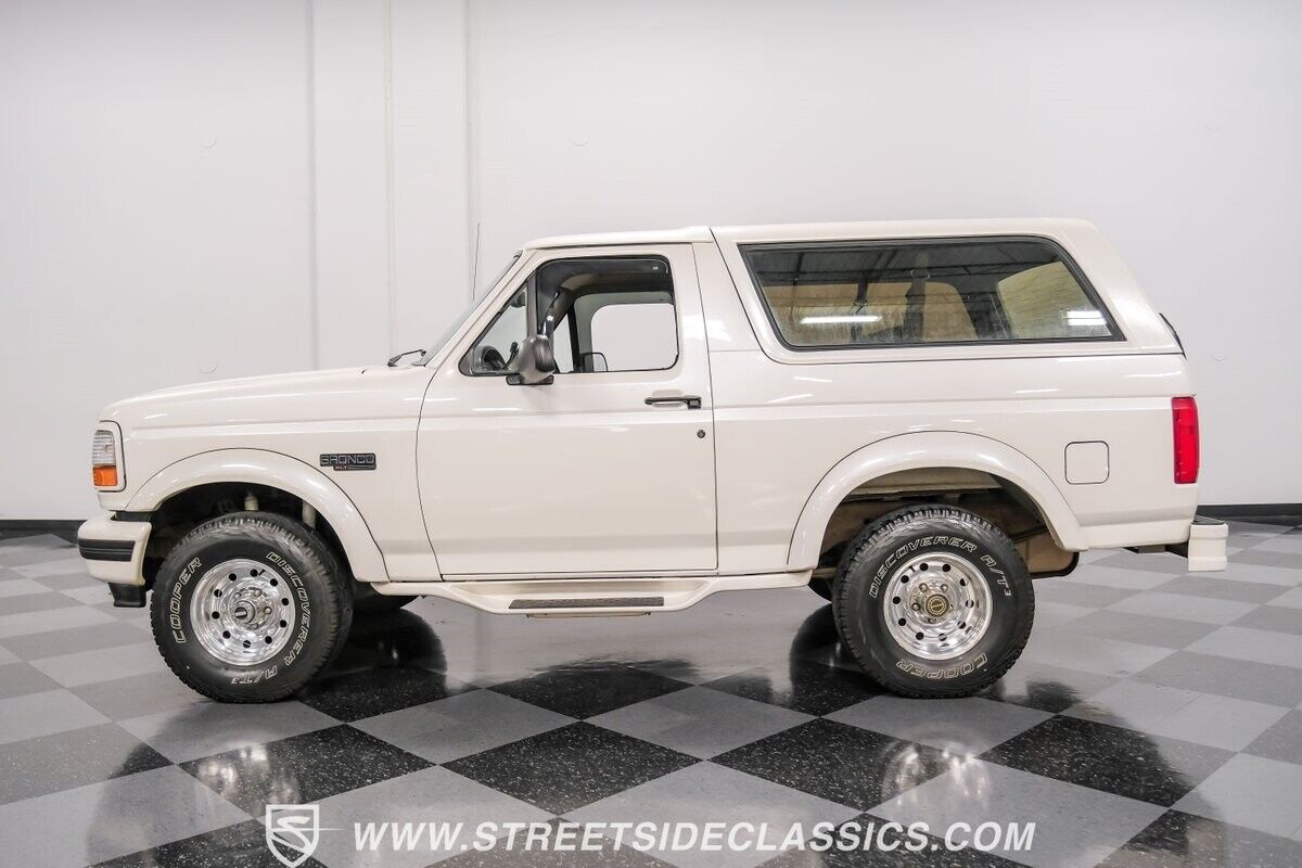 Ford-Bronco-SUV-1995-2