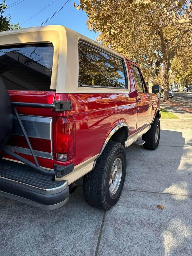 Ford-Bronco-eddie-bauer-1990-4